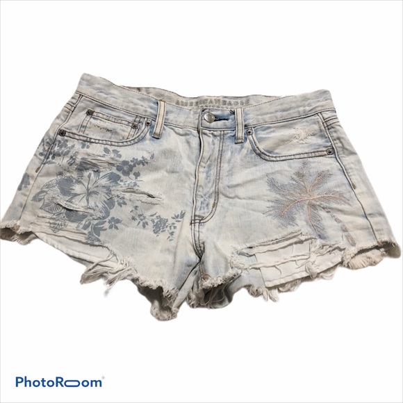 American Eagle Outfitters Pants - American Eagle High Rise Jean Shorts - 6